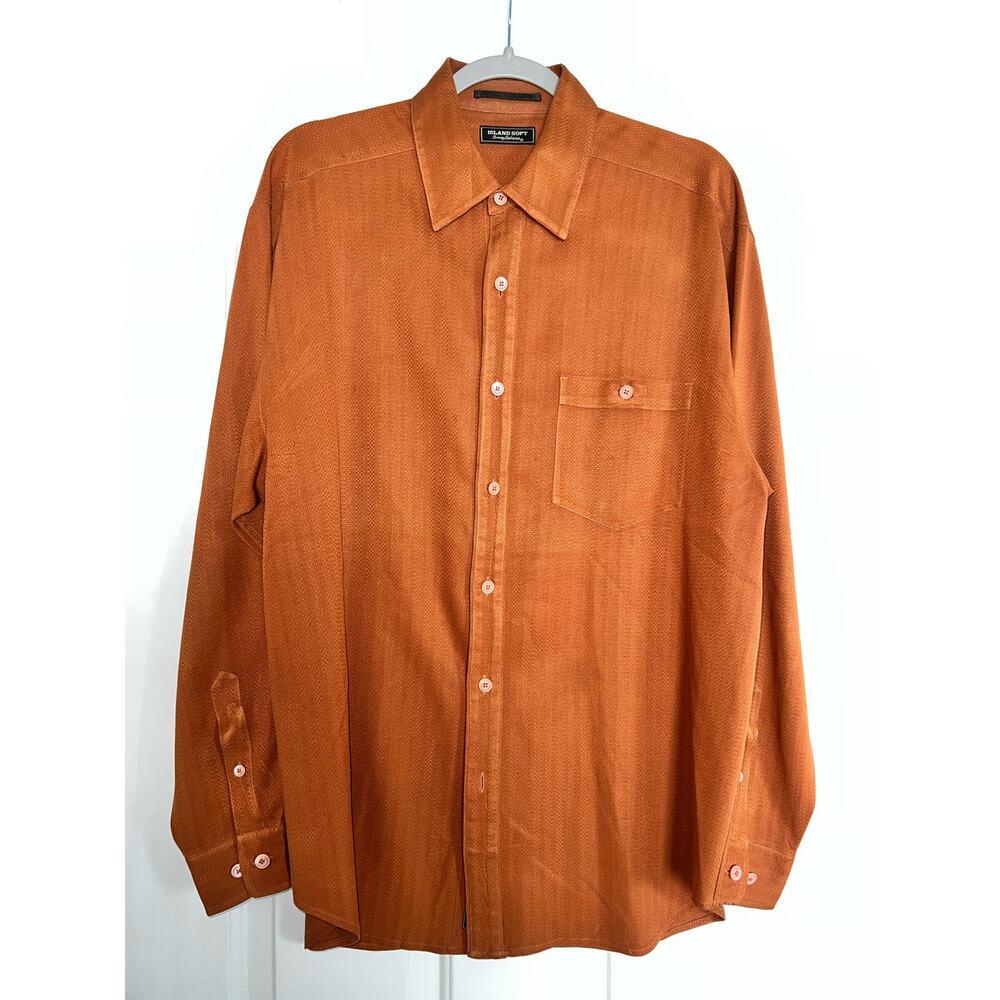 Island Soft Tommy Bahama Button Up Shirt - size M